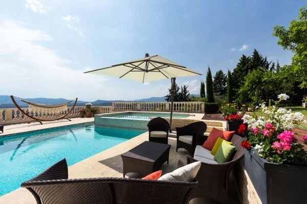 Provençaalse villa voor 18 personen met verwarmd zwembad bij Cannes - thumbnail 3
