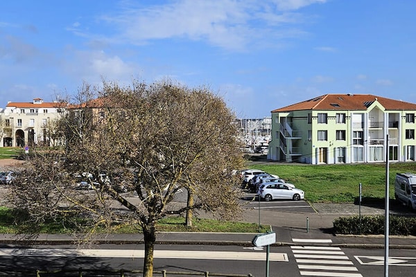 Gerenoveerd appartement in historische wijk La Chaume, Les Sables d'Olonne - thumbnail 1