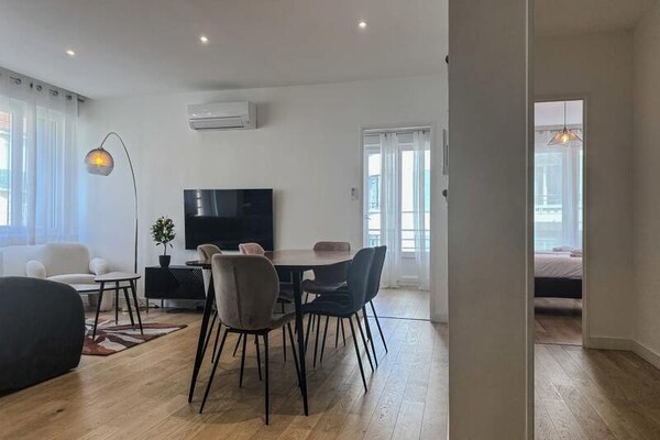 Gerenoveerd appartement met balkon in hartje Grenoble, vlakbij station - thumbnail 5