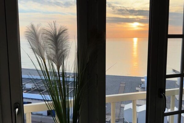 Romantisch appartement met panoramisch zeezicht in Mers-les-Bains - thumbnail 4