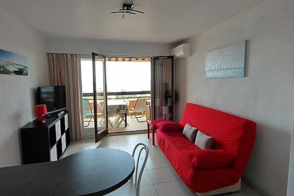 Licht appartement met uitzicht in Saint-Clair, Le Lavandou - thumbnail 4