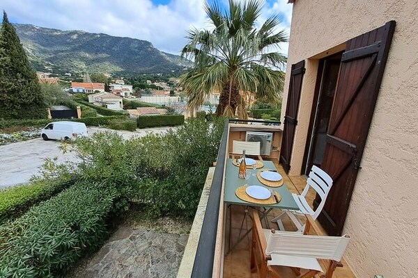 Appartement Le Lavandou: direct aan strand Saint-Clair, 4 personen met zwembad - thumbnail 4