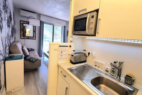Gerenoveerde studio in La Favière, 150m van zee en haven - thumbnail 2