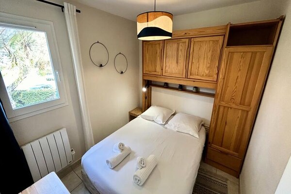 Tweekamerappartement in Résidence Le Lavand'Or met zwembad en parking - thumbnail 2