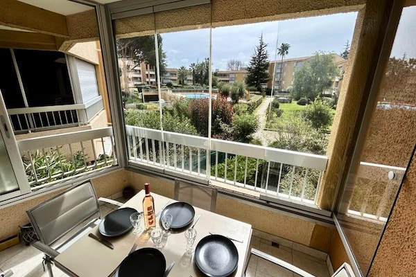 Tweekamerappartement in Résidence Le Lavand'Or met zwembad en parking - thumbnail 5