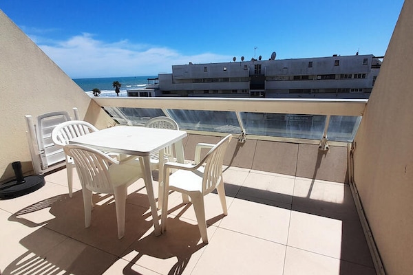 Zonnige studio met zeezicht en terras in Cap d'Agde - thumbnail 2