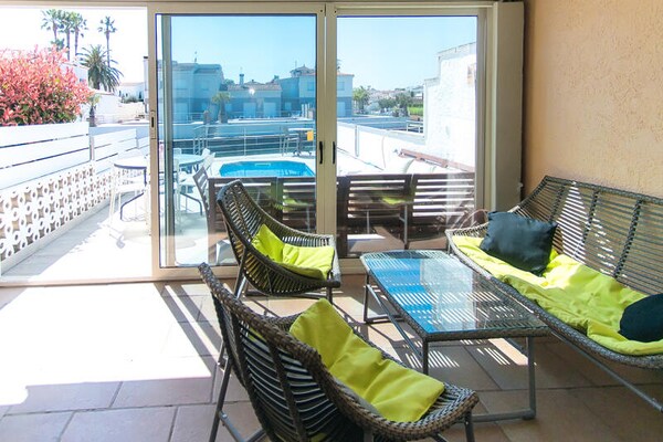 Appartement aan kanaal in Empuriabrava met privézwembad voor 6 personen - thumbnail 2