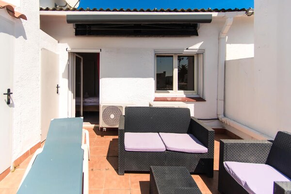 Appartement aan kanaal in Empuriabrava met privézwembad voor 6 personen - thumbnail 4
