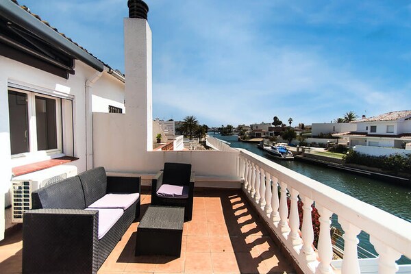 Appartement aan kanaal in Empuriabrava met privézwembad voor 6 personen - thumbnail 5