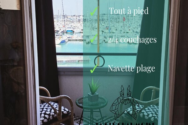 Studio aan de jachthaven van Port Olona in historisch La Chaume - thumbnail 1