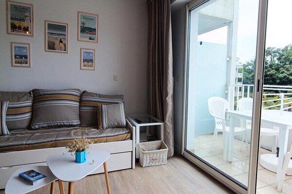 Licht appartement met balkon en zwembad in Les Sables d'Olonne - thumbnail 5