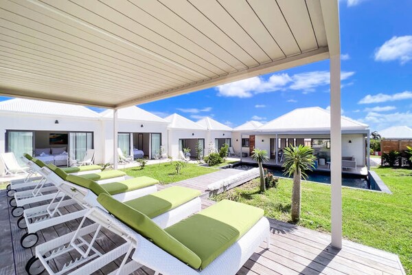 Villa Kaïa Bleu: Luxe 4-suite villa met zwembad in Saint-François - thumbnail 3