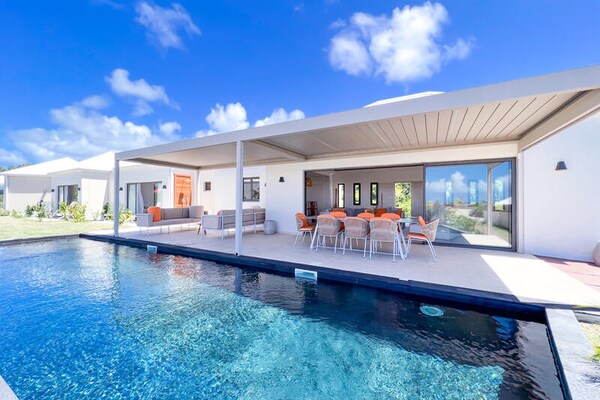 Luxe villa met privézwembad en zeezicht in Saint-François - thumbnail 1