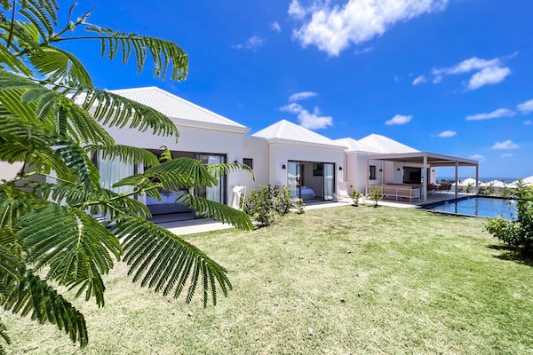 Luxe villa met privézwembad en zeezicht in Saint-François - thumbnail 5