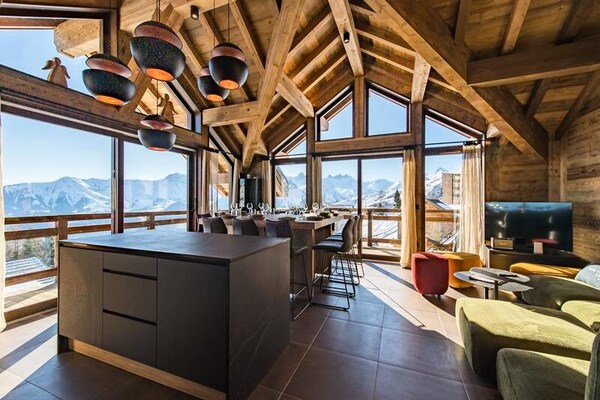 Ruim 4-slaapkamer appartement met sauna en panoramisch uitzicht in La Toussuire - thumbnail 1
