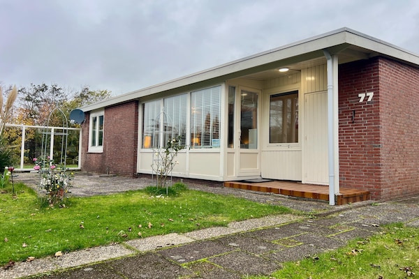 Modern vakantiehuis Eureka 102 met privétuin vlakbij de Noordzee in Sint Maartenszee - thumbnail 6