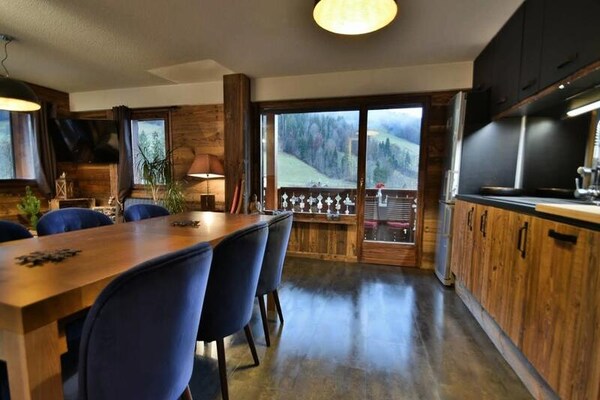 Appartement 6p met balkon, 200m van de piste in Le Grand Bornand - thumbnail 3