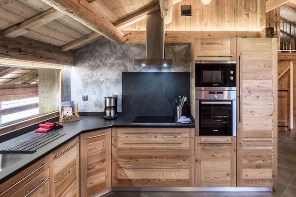 Ruim chaletappartement voor 11 personen, direct aan de piste in Le Grand Bornand - thumbnail 6