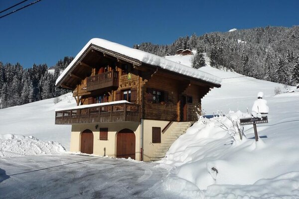 Vrijstaand chalet voor 9 personen met uitzicht op de Alpen in Le Grand Bornand - thumbnail 2