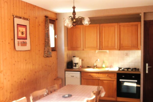Licht appartement op 400m van de skipistes in Le Grand-Bornand - thumbnail 1