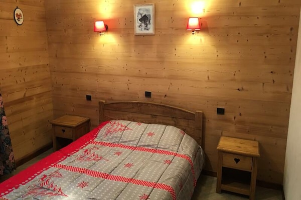 Licht appartement op 400m van de skipistes in Le Grand-Bornand - thumbnail 3