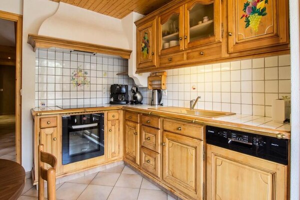 Ruim appartement 108m² voor 9 personen, op 300m van de piste in Grand-Bornand - thumbnail 3