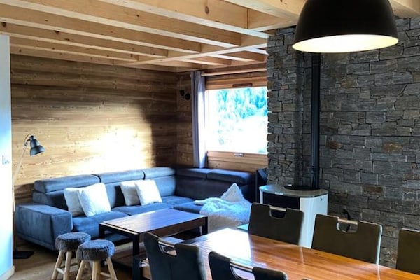 Chalet Soleya: Modern Alpenverblijf voor 12 personen in Grand-Bornand - thumbnail 1
