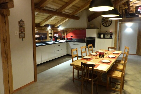 Authentiek chaletappartement voor 10 personen bij de pistes van Le Grand Bornand - thumbnail 3