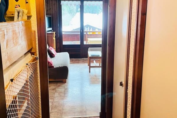 Licht studio-appartement met balkon op 700m van de pistes in Le Grand Bornand - thumbnail 5