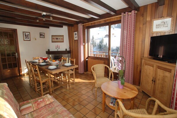 Résidence Bachal N° 3: Alpenappartement met zuidbalkon nabij pistes - thumbnail 1