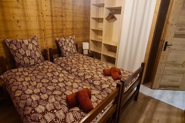Ruim appartement met panoramisch uitzicht op de Aravis in Le Grand-Bornand - thumbnail 6