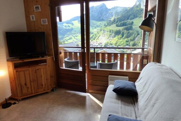 Studio met directe pistetoegang en balkon op het westen in Le Chinaillon - thumbnail 3