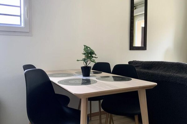 Appartement met terras op 10 min van Thermen van Avène, zwembad - thumbnail 2