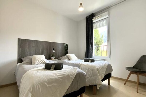 Rustiek appartement voor 5 bij de Thermen van Avène, met zwembad en terras - thumbnail 5