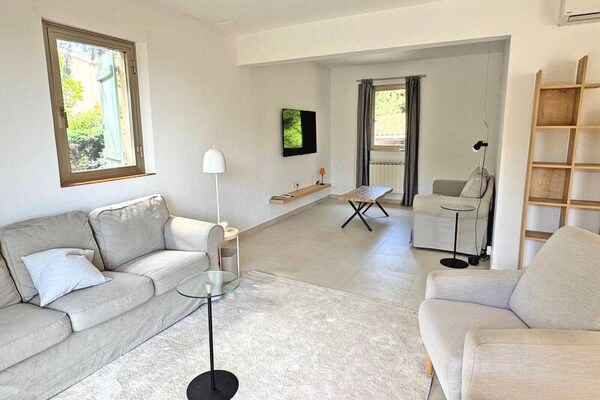 Luxe appartement met zeezicht, tuin en airco nabij strand Sainte-Maxime - thumbnail 5