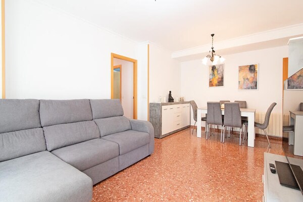 Licht appartement op 100 meter van het strand in Puerto de Sagunto - thumbnail 1