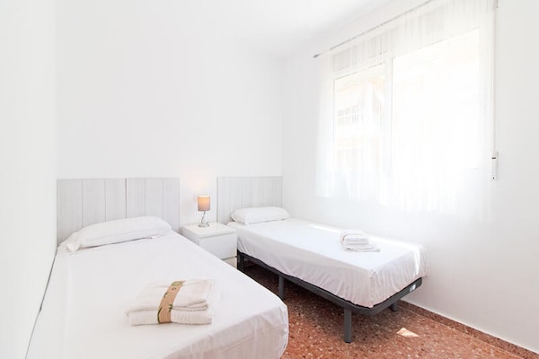 Licht appartement op 100 meter van het strand in Puerto de Sagunto - thumbnail 3