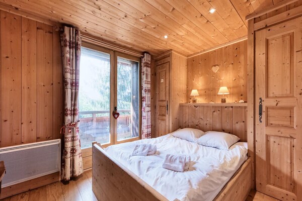 Ruim chalet voor 12 personen met panoramisch uitzicht op de Mont Blanc in Saint-Gervais-les-Bains - thumbnail 2