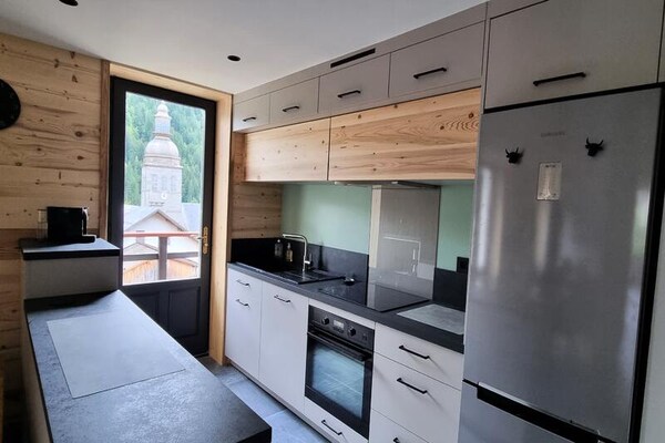 Ruim appartement voor 9 in Grand-Bornand, vlakbij centrum en piste - thumbnail 5