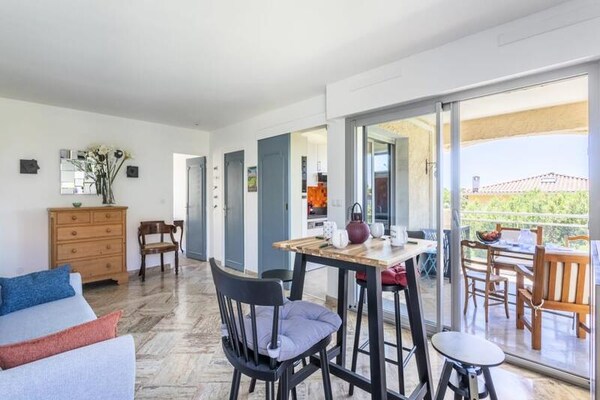 Elegant appartement in Bandol met terras, op loopafstand van strand Renécros - thumbnail 6