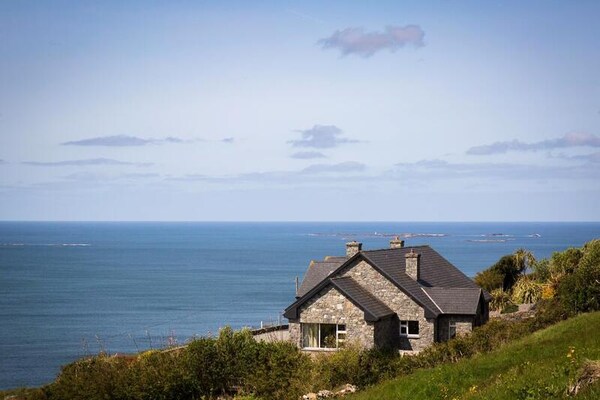 Ruim vakantiehuis voor 10 personen bij Clifden, Connemara - thumbnail 1