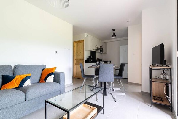 Modern appartement op 50m van het meer van Loudenvielle met terras - thumbnail 5