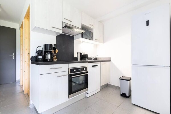 Modern appartement op 50m van het meer van Loudenvielle met terras - thumbnail 6
