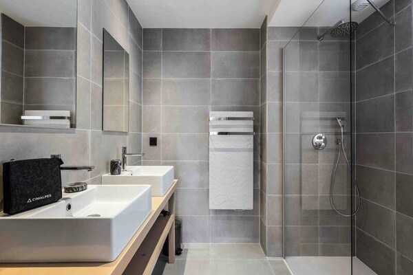 Luxe appartement in Méribel met sauna, jacuzzi en uitzicht op de bergen - thumbnail 5