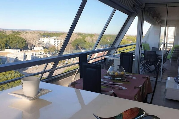 Zonnig appartement op 7e etage met panoramisch uitzicht en zwembad in La Grande-Motte - thumbnail 3