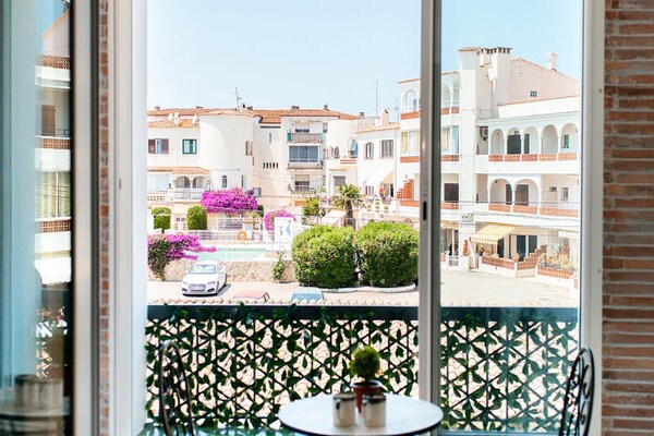 Knus appartement in het hart van Empuriabrava, vlakbij strand - thumbnail 1