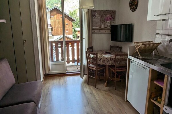 Knus appartement in Résidence Betelgeuse, op 130m van winkels in Valloire - thumbnail 4