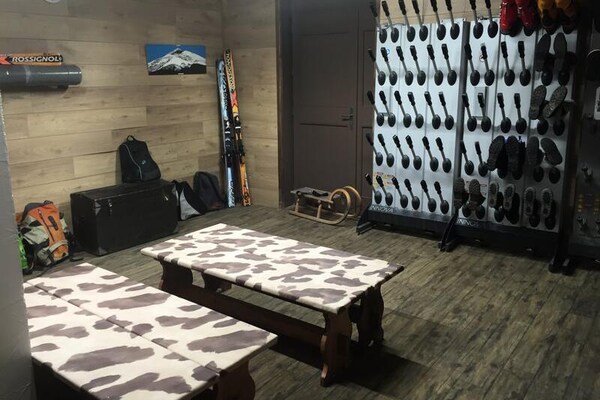 Ruim appartement voor 9 in Valloire, vlakbij de piste en het dorpshart - thumbnail 1