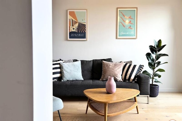 Elegant appartement met panoramisch uitzicht op zee en platteland bij Deauville - thumbnail 1