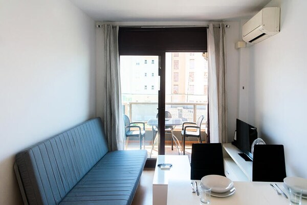 Licht appartement in Roses, 2 slaapkamers, vlakbij het strand - thumbnail 5